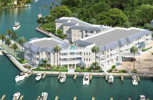 Holmes Beach Hotel | Waterline Marina Resort & Beach Club, Autograph Collection