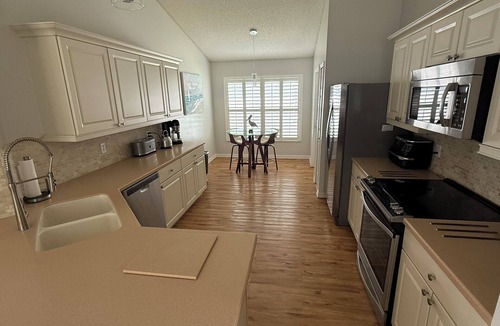 Eagle Pointe South Villa | WATERSIDE is unique: it's the best villa and the best position at Eagle Pointe