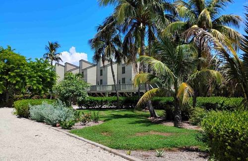Bokeelia House | Welcome To Island Time! The Mantra of Pine Island!