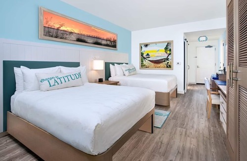 Fort Myers Beach Resort | Welcoming Beach Hideaway Perfect for Sunny Relaxation