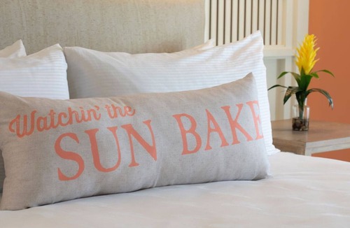 Fort Myers Beach Resort | Welcoming Beach Hideaway Perfect for Sunny Relaxation