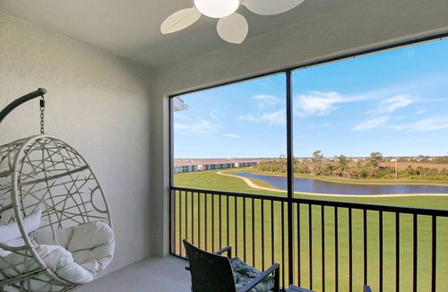 Venice Condo | Wellen Park golf course views - Golf membership included - Golf and Beach Getaway