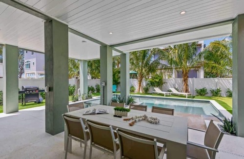 Bradenton Beach House | West Coast Best Coast! Steps to the Beach!