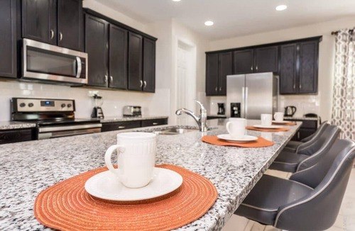 Florida Central Atlantic Coast House | West-Facing House with Private Pool & Hot Tub
