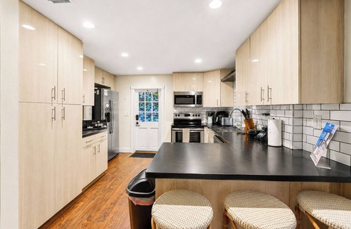 Cloud Lake House | West Palm Retreat 2 Homes Pool HotTubs Games