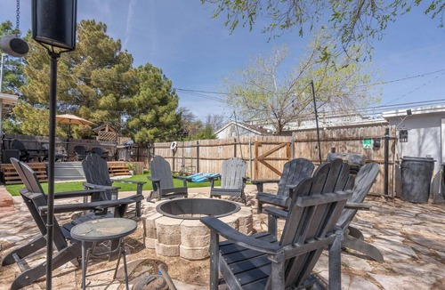 Midland House | West Texas Manor - Fast Wi-Fi + Game Room by LCH