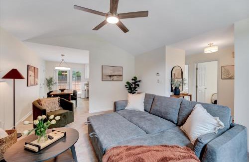 Northwest Raleigh House | WestBorough Hideaway Fenced Yard 3Bedroom