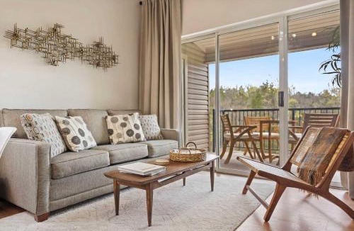 Branson House | Whiskey's Hillside Retreat - Holiday Hills Branson Golf Resort