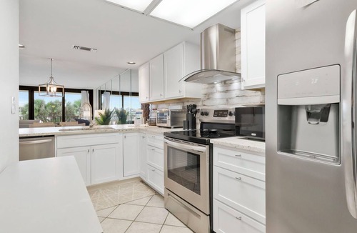 Orange Beach East Condo | Wind Drift Orange Beach - Bay Views - Recently Renovated - 2BR Sleeps 8