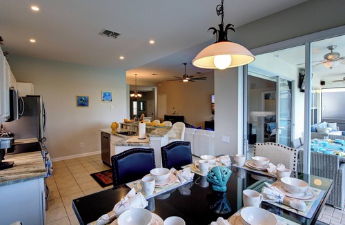 Windsor Hills Villa | Windsor Hills 2nd Premium 5/5 Lake View Home w/South Pool-Near Disney