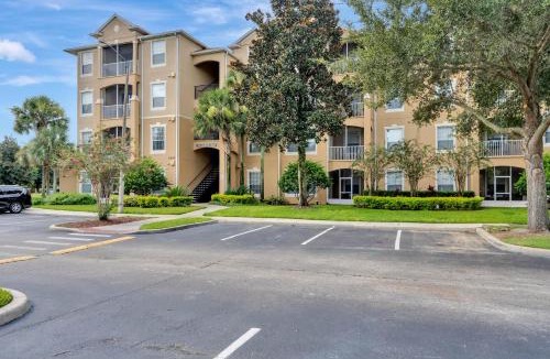 Windsor Hills Apartment | Windsor Hills Resort Poolside Ground Floor 3 Bed Condo