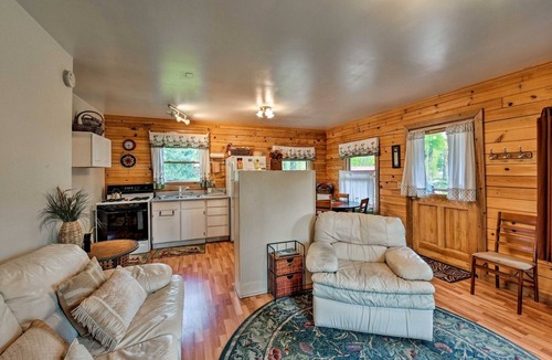 Buena Vista Cabin | Wintersong Cabin #4 near Main St Skiing & Hot Spgs. close to downtown