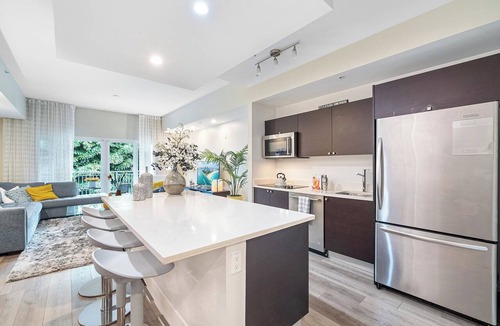Doral Condo | WK DEAL! At F1rst Class Condo, Miami, Florida 3-bed 4-bath in vibrant Doral.