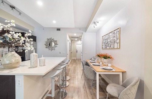 Doral Condo | WK DEAL! At F1rst Class Condo, Miami, Florida 3-bed 4-bath in vibrant Doral.
