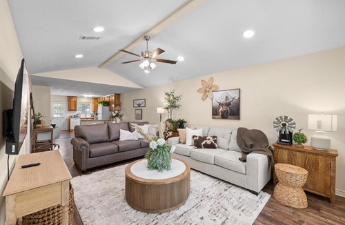Eastmark House | Wolf Pen Creek Park Grand Retreat - 6BD, 4BA, 6 Cars