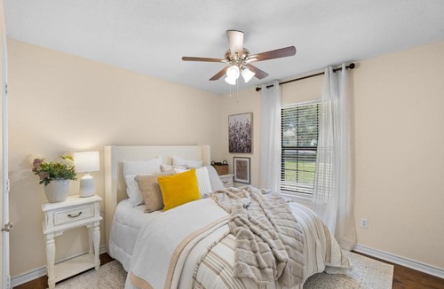 Eastmark House | Wolf Pen Creek Retreat #A, 3BD 2BA, Workspace, Washer and Dryer, Parking
