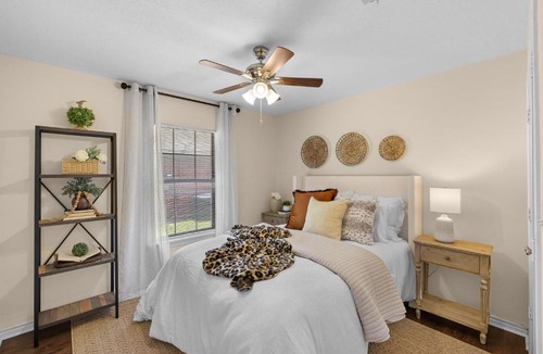Eastmark House | Wolf Pen Creek Retreat #A, 3BD 2BA, Workspace, Washer and Dryer, Parking