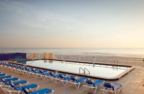 Ormond Shores Condo | Wonderful Casa Del Mar Ocean Front Condo, 2 bedroom, 2 bath, sleeps 6