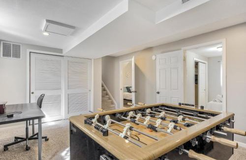 Village Seven House | Wonderful Spacious 5BR Colorado Springs House
