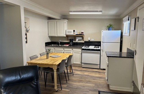 Salida Hotel | Woodland Motel
