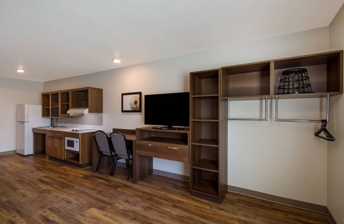 Panama City Beach Hotel | Woodspring Suites Panama City Beach