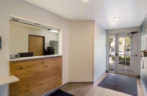 Arlington Hotel | WoodSpring Suites Jacksonville I-295 East