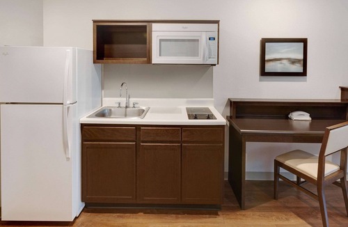 Las Colinas Hotel | WoodSpring Suites Las Colinas - Northwest Dallas