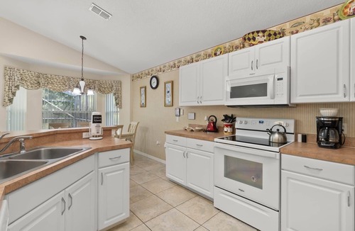 Historic Downtown Kissimmee Villa | Wookiee's Hideout - 4 bed private pool home in Cumbrian Lakes - 18 mins to WDW!