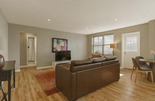 Downtown Atlanta Apartment | World Cup Apartment Flat 10 to 14 Nights Premier Arena Location