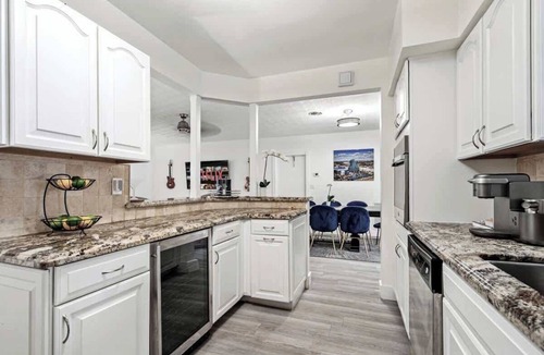 Pembroke Pines House | World Cup Pool Villa - 10 Min to Hard Rock Stadium, Sleeps 16, Game Room