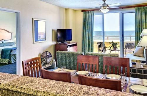 Daytona Beach Resort | 🌴Wyndham Ocean Walk Resort✨ Experience Paradise in a 2BR Villa - Sleeps 8!