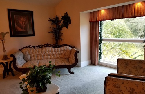 Lutz House | Your 6 bedroom Castle Resort, 5 minutes to Wesley Chapel, Lutz, 20 minutes to Tampa