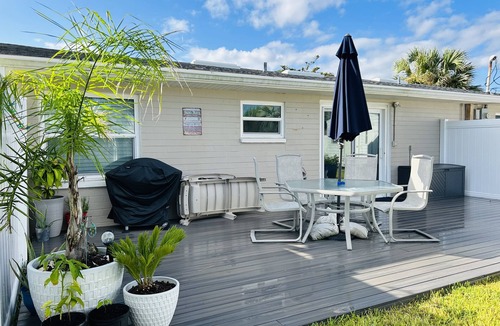 Raymonde Shores House | Your home away from home, a few steps to the beach