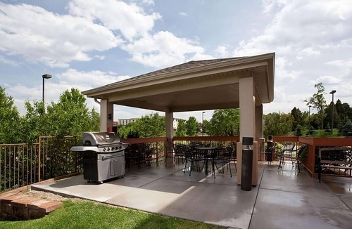 Golden Hotel | Your Home Away From Home! Pet-Friendly Stay with Kitchenette!