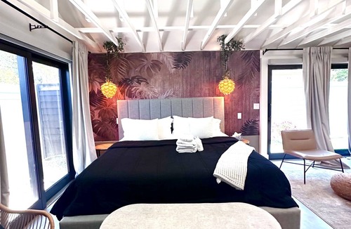West Palm Beach House | Zen.Modern.Hip “Studio 501” Beach|Scuba|Downtown