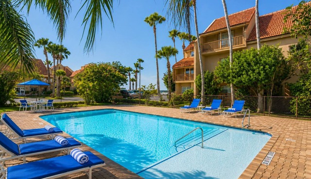 114 Bayfront La Solana Boat Slip, Sunset Views, Walk to Beach + SpaceX Launches