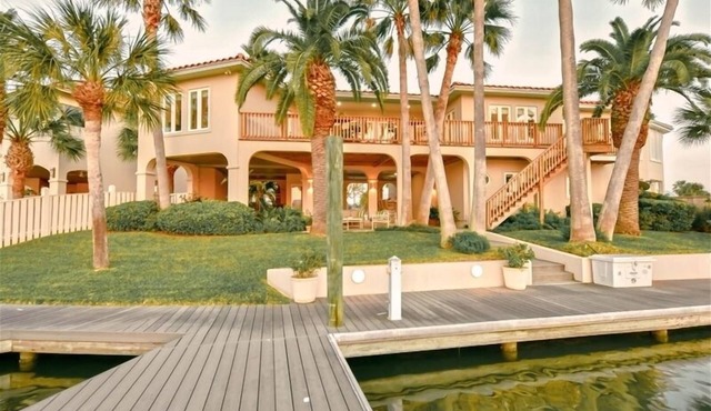 12 Kingfisher - Luxurious canal home on Key Allegro Island with sweeping views!