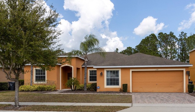 154YSD-Watersong (6-Bedroom Home) with Pool by RedAwning