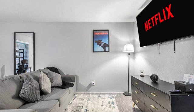 1BR - AT&T, Globe Life & Texas Live + Parking
