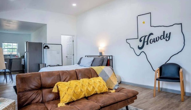 1BR Sleeps 4 | DT Amarillo, AI Data Ctr, Hospitals