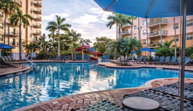 2 Bedroom Deluxe in Pompano Beach, FL, 4 Miles From The Beach!