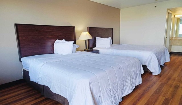 2 Queen Beds Suite Non-Smoking