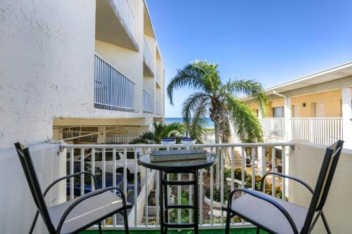 201 Belleair Beach Club