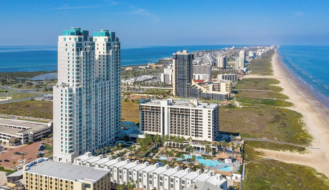 23rd Floor LUXURIOUS 3 Bedroom Sapphire Condo 2302- Amazing Views!