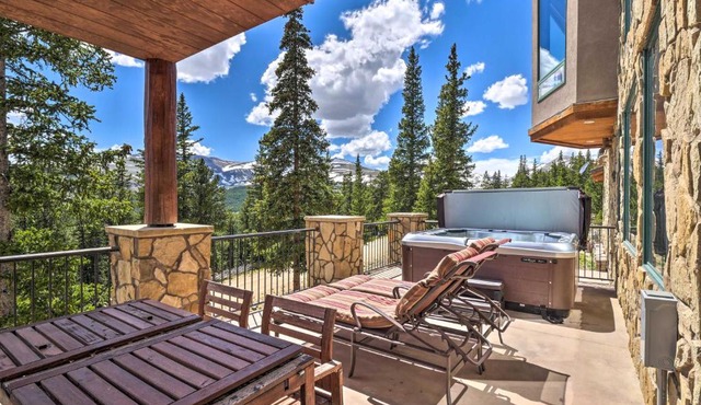 26-0111 Fairplay Home w/Hot Tub & Mountain Views!