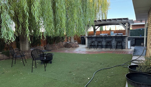 3-bedroom house in superb Roswell with AC