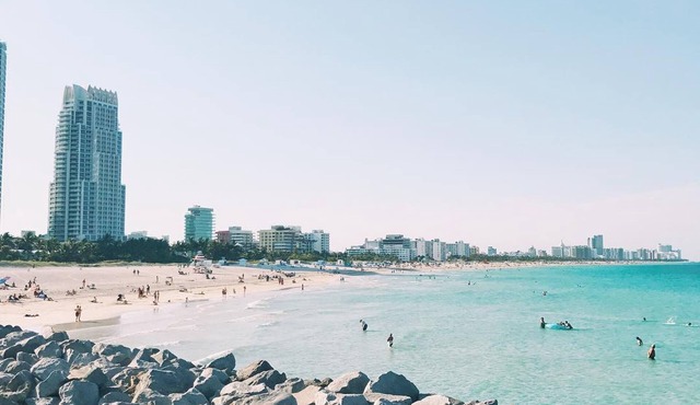3 Bedrooms I Sleeps 8 I Best Value in South Beach