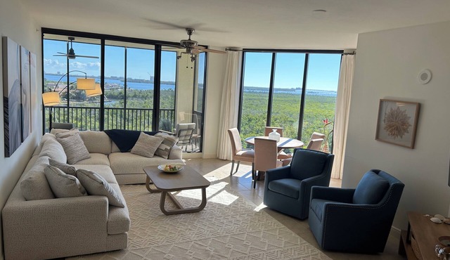 3BR Marina Condo with Sunset Water Views