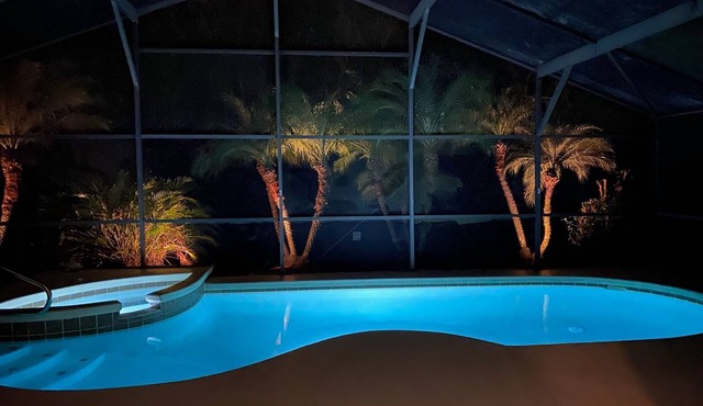 4 Bedroom Private Pool+Spa Home 8 Miles to Disney