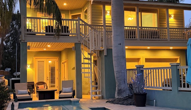 4-bedroom Resort-Style Villa, Private Pool & SPA, Sunset Views & Walk to Beach